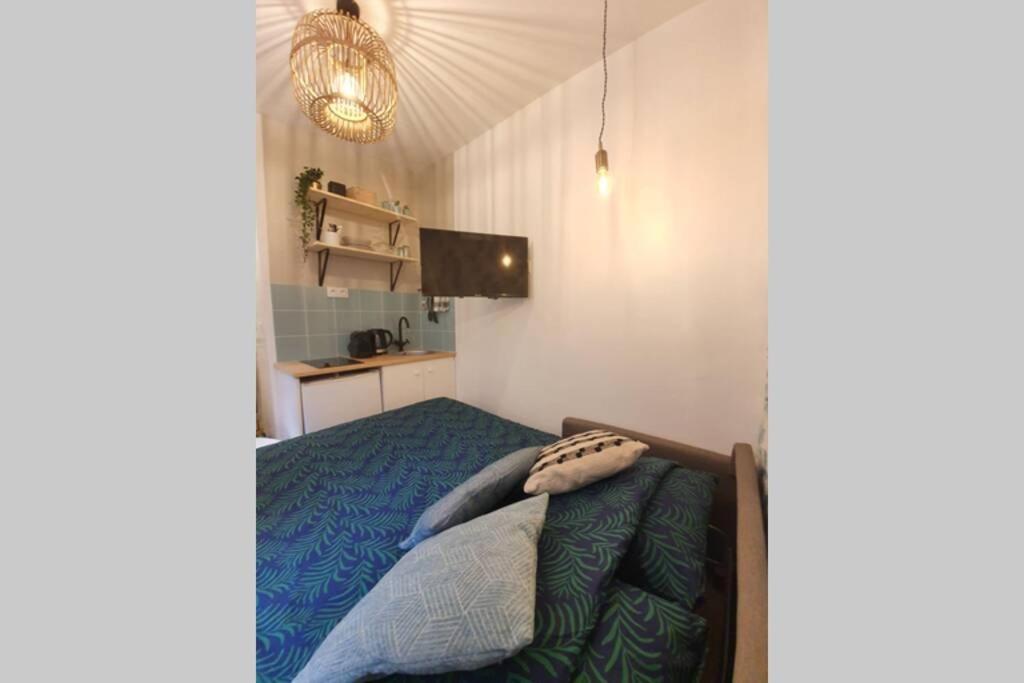 Home Sweet Home Pigalle Montmartre Jungle باريس المظهر الخارجي الصورة